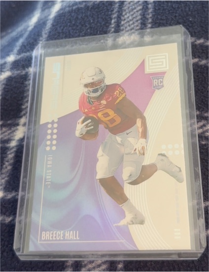 2022 Panini Chronicles Draft Picks Status #18 Breece Hall — front
