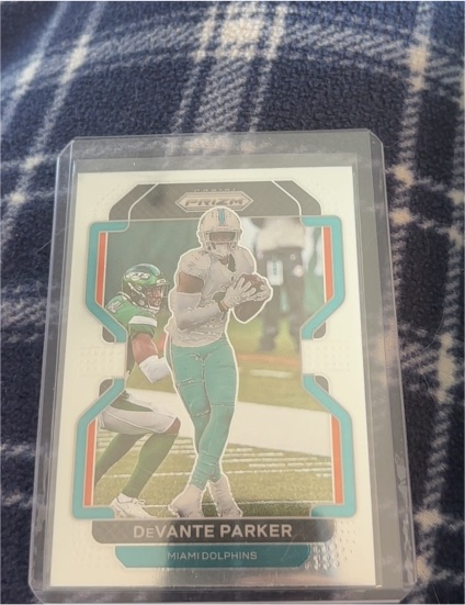 2021 Panini Prizm #104 DeVante Parker — front