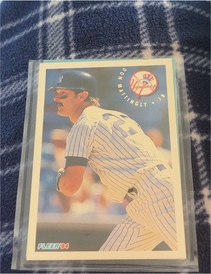 1994 Fleer #118 Don Mattingly — front