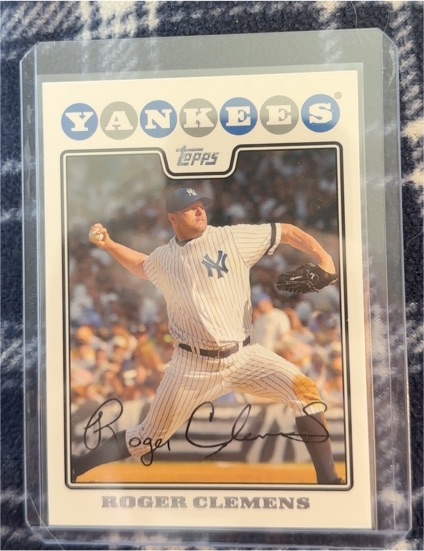 2008 Topps #105 Roger Clemens — front