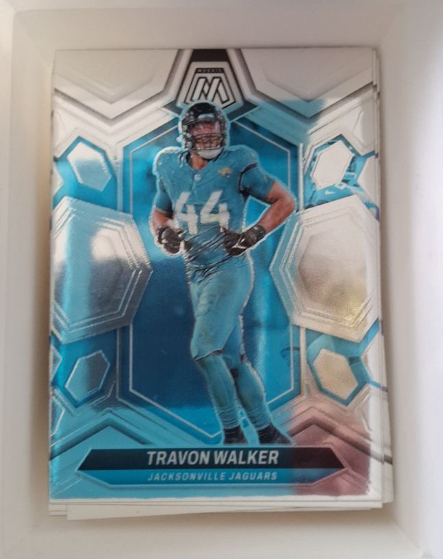 2024 Panini Mosaic #105 Travon Walker — front