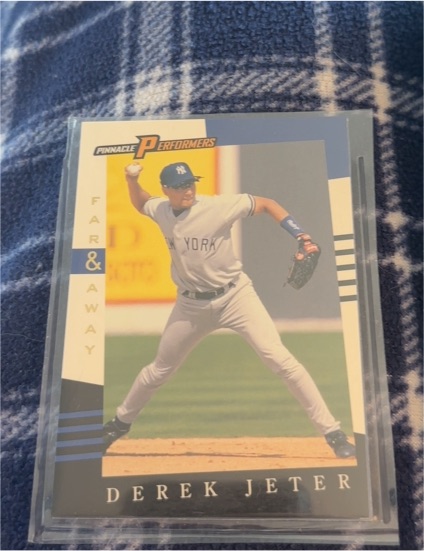 1998 Pinnacle Performers #146 Derek Jeter — front