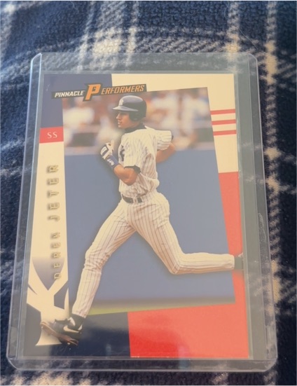 1998 Pinnacle Performers #9 Derek Jeter — front