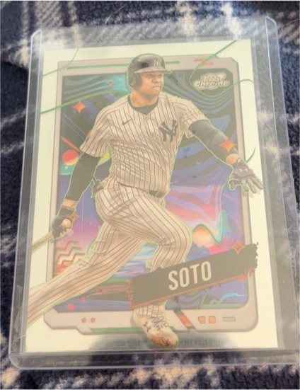 2024 Topps Cosmic Chrome #42 Juan Soto — front