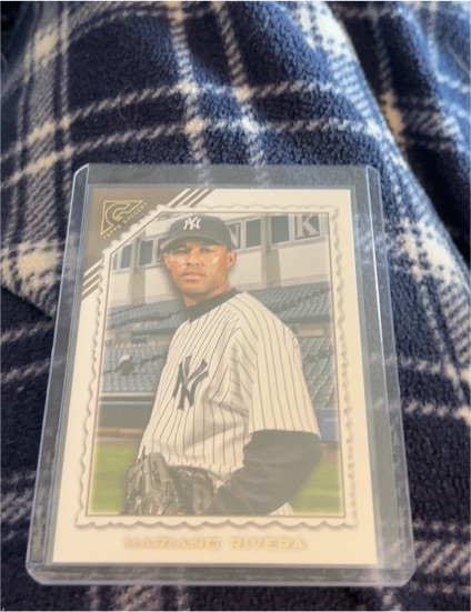 2022 Topps Gallery #18 Mariano Rivera — front
