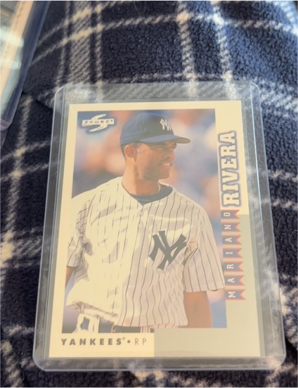 1998 Score #RT64 Mariano Rivera — front
