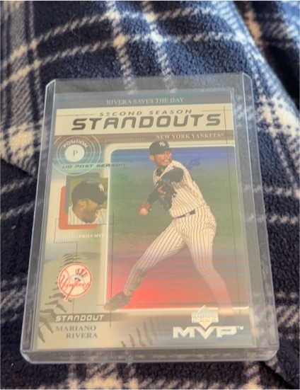 2000 Upper Deck MVP Second Season Standouts #SS2 Mariano Rivera — front