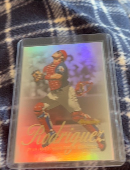 2000 Fleer Showcase #57 Ivan Rodriguez — front