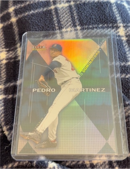 2000 Fleer Mystique #2DD Pedro Martinez Diamond Dominators — front