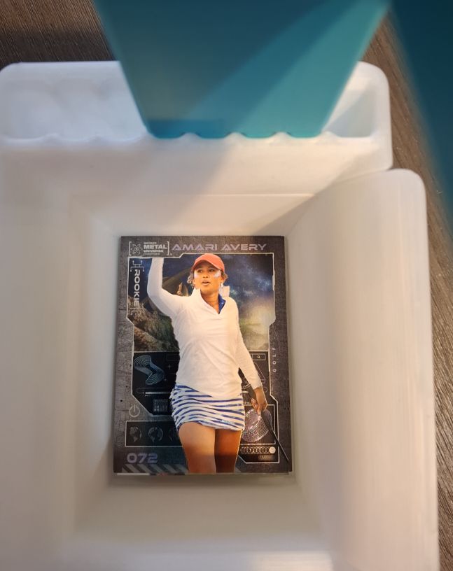 2023 Skybox Metal Universe Champions #072 Amari Avery — front