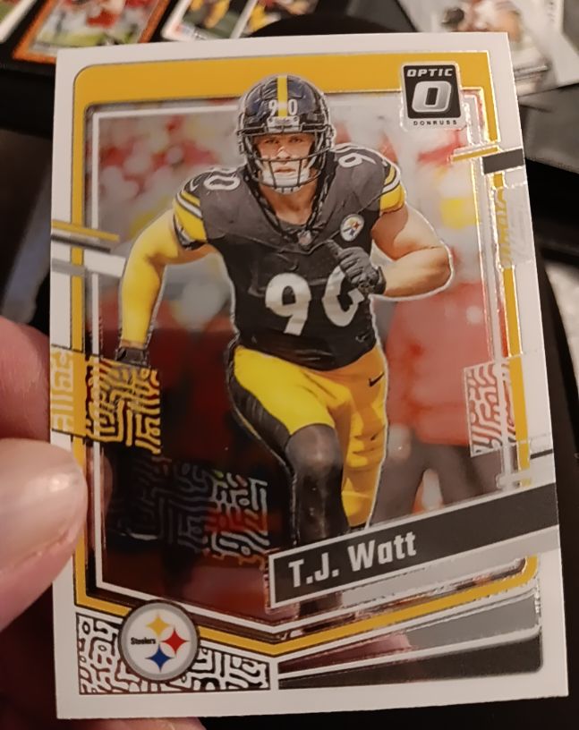 2023 Donruss Optic #166 T.J. Watt — front