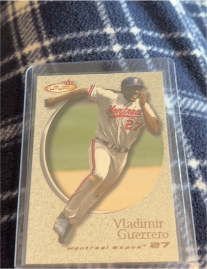 2001 Fleer Futures #44 Vladimir Guerrero — front