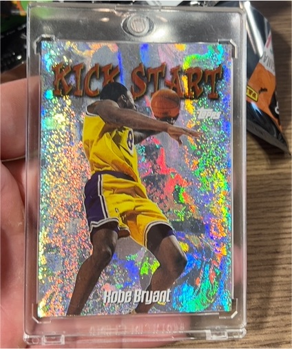 1998-99 Topps Kick Start #KS2 Kobe Bryant — front
