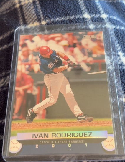 2001 Stadium Club Ivan Rodriguez — front