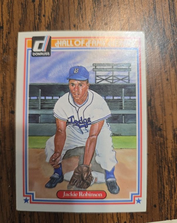 1983 Donruss Hall of Fame Heroes #6 Jackie Robinson — front