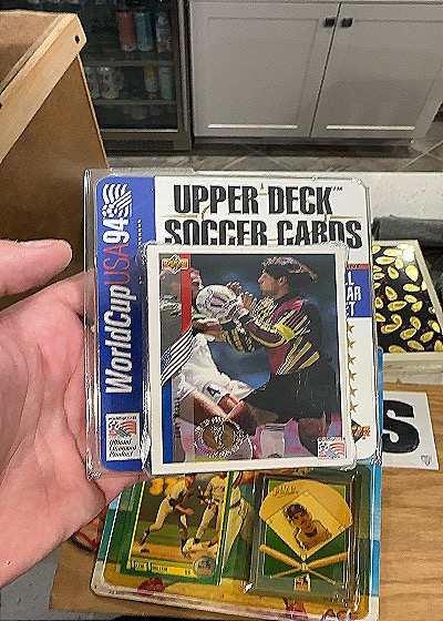 1994 Upper Deck Minute Maid World Cup #1 Tony Meola — front