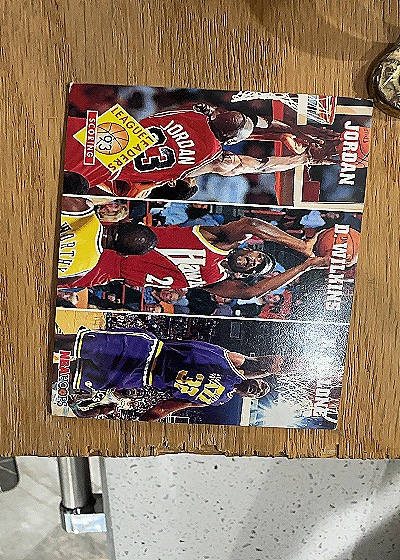 1993-94 Hoops #283 Michael Jordan League Leaders Scoring — front