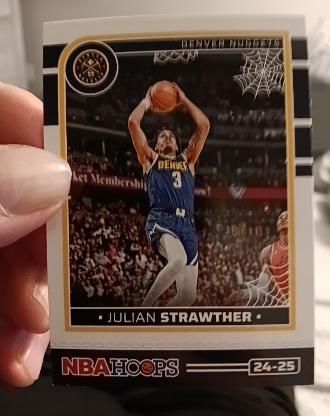 2024-25 Panini Haunted Hoops #180 Julian Strawther — front