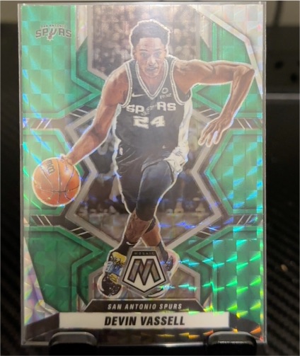 2021-22 Panini Mosaic #24 Devin Vassell — front