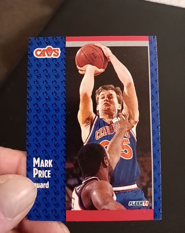 1991-92 Fleer #38 Mark Price — front