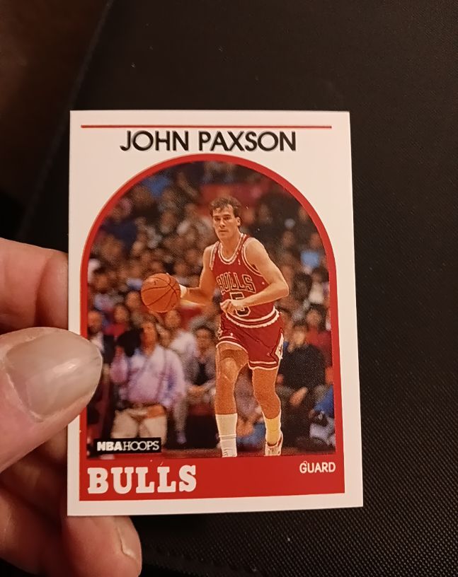 1989-90 Hoops #89 John Paxson — front