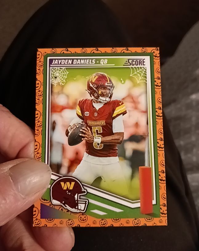 2025 Panini Score A Treat #195 Jayden Daniels — front