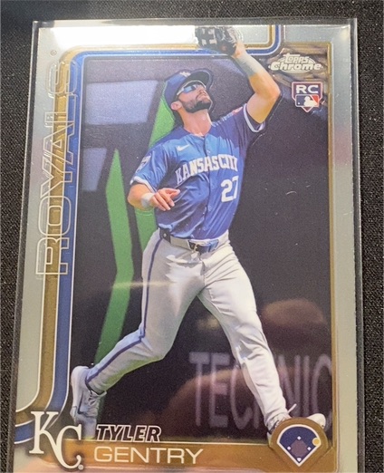 2025 Topps Chrome #218 Tyler Gentry — front
