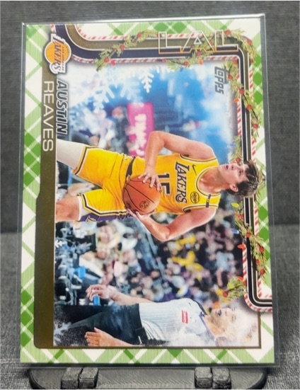 2025-26 Topps Holiday #H120 Austin Reaves — front