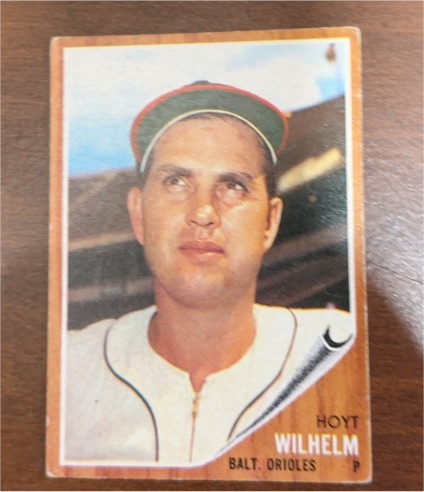 1962 Topps #545 Hoyt Wilhelm — front