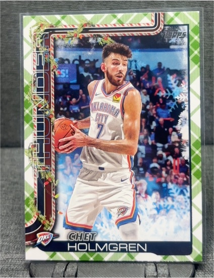 2025-26 Topps Holiday #H93 Chet Holmgren — front