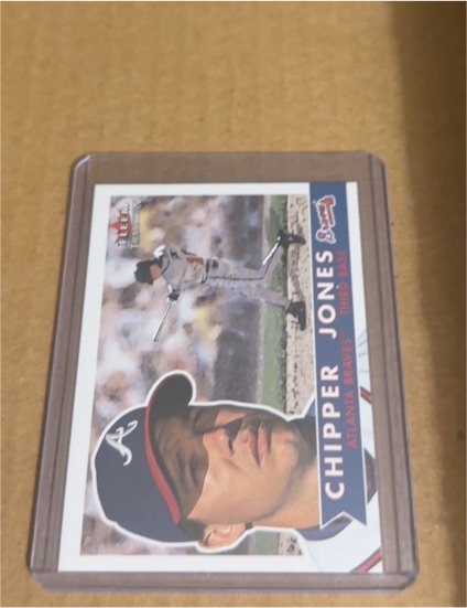 2001 Fleer Tradition #70 Chipper Jones — front
