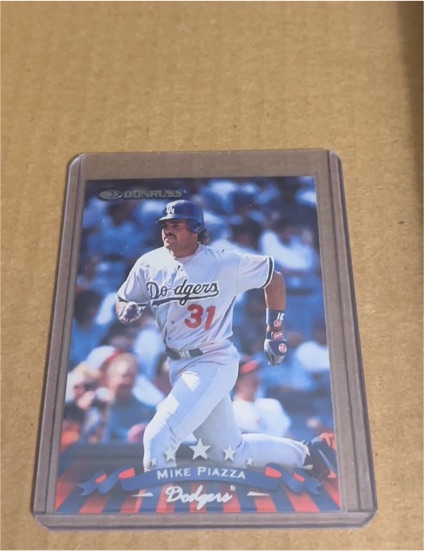 1998 Donruss #31 Mike Piazza — front