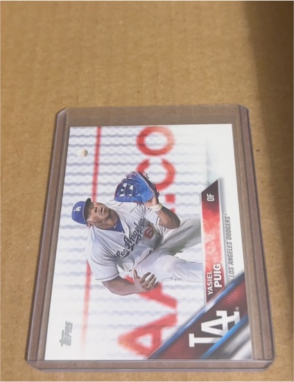 2016 Topps #139 Yasiel Puig — front