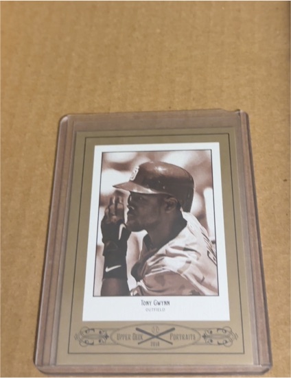 2010 Upper Deck Portraits #SE-71 Tony Gwynn — front