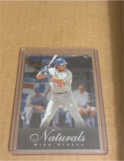 1998 Pinnacle Naturals #190 Mike Piazza — front