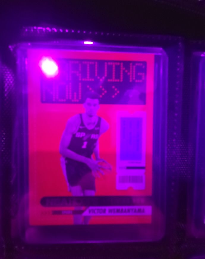 2023-24 Panini NBA Hoops #26 Arriving Now Victor Wembanyama — front