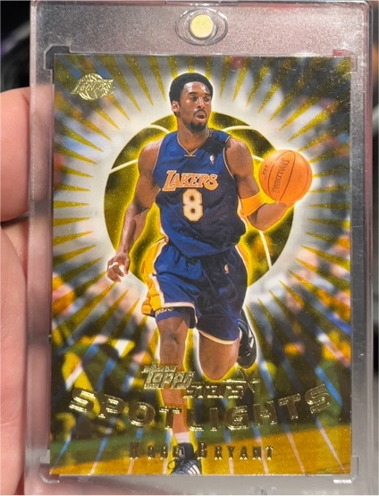 2000-01 Topps Stars Spotlights #135 Kobe Bryant — front