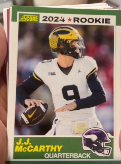 2024 Score #8 J.J. McCarthy Rookie — front