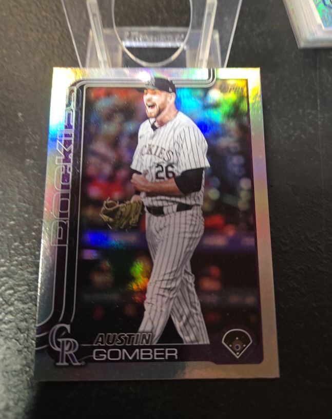 2025 Topps Series 2 #640 Austin Gomber — front