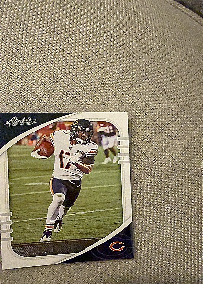 2020 Panini Absolute #17 Allen Robinson — front