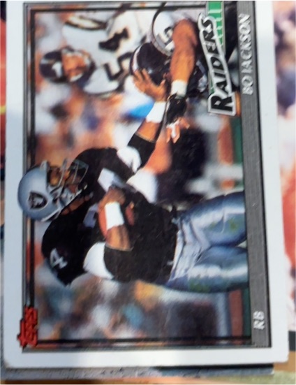 1991 Topps #99 Bo Jackson — front