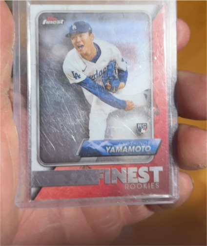 2024 Topps Finest #FRD-17 Yoshinobu Yamamoto — front