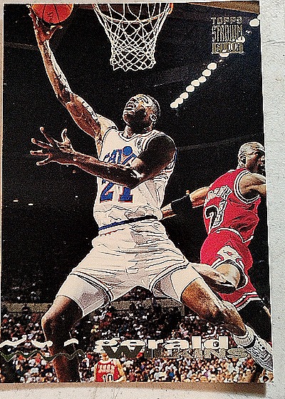 1993-94 Stadium Club #145 Gerald Wilkins — front