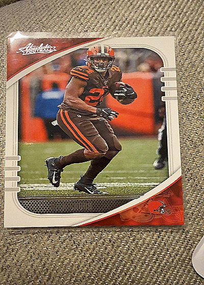 2020 Panini Absolute #30 Nick Chubb — front