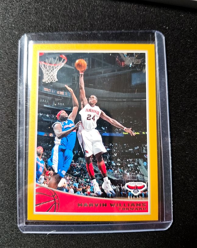 2009 Topps Gold #4 Marvin Williams — front