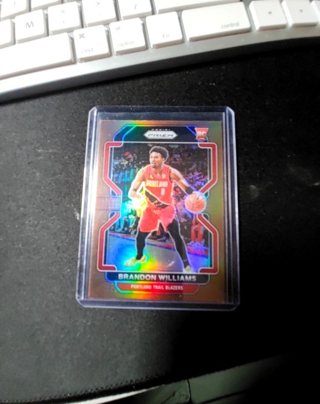 2021-22 Panini Prizm #8 Brandon Williams — front