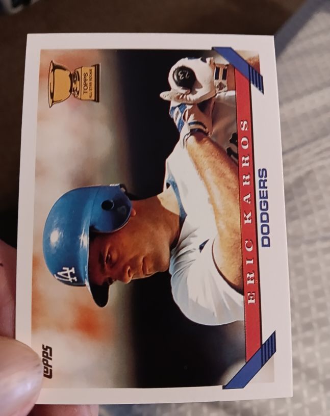 1993 Topps #11 Eric Karros — front