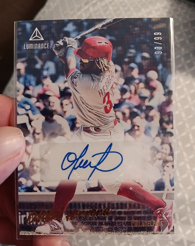 2020 Panini Chronicles Luminance #93 Odubel Herrera — front
