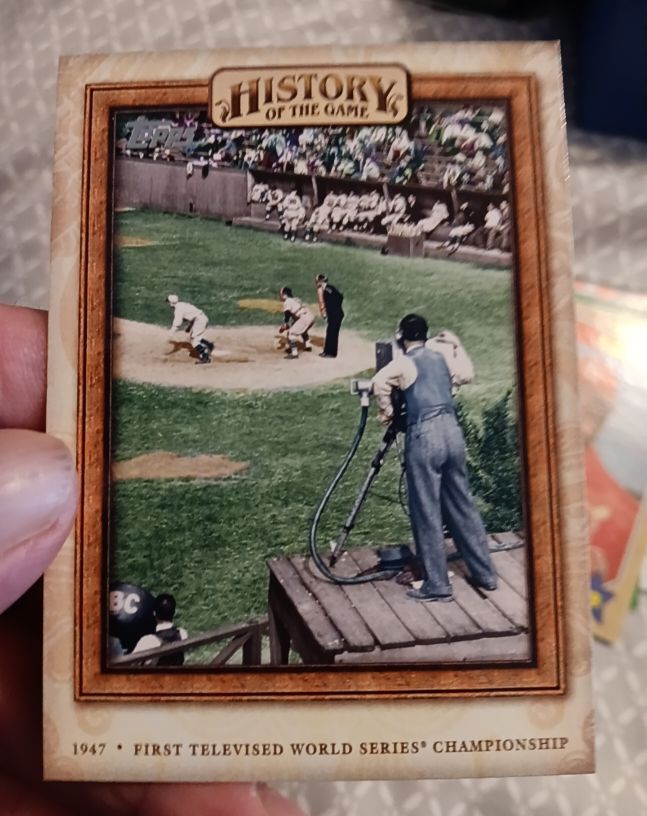 2010 Topps History of the Game #HOTG16 First Televised World Series Championship — front
