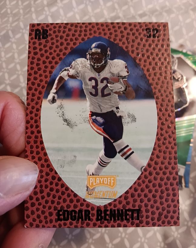 1998 Playoff Momentum #32 Edgar Bennett — front